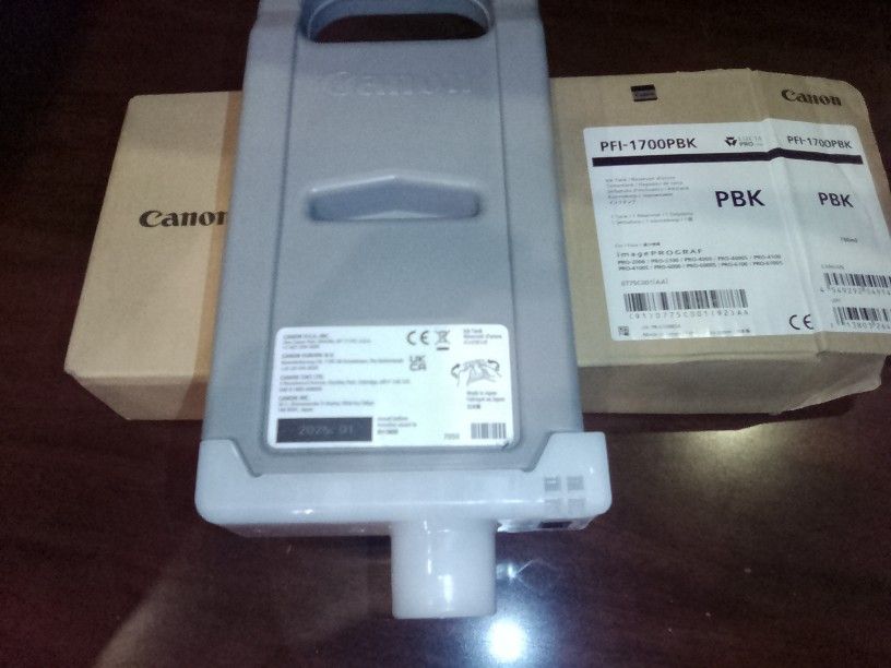Canon Ink Tank 700ml