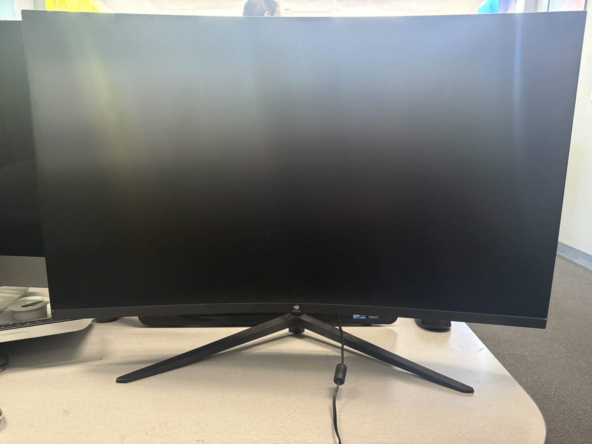 Z-Edge UG 32 Gaming Monitor 