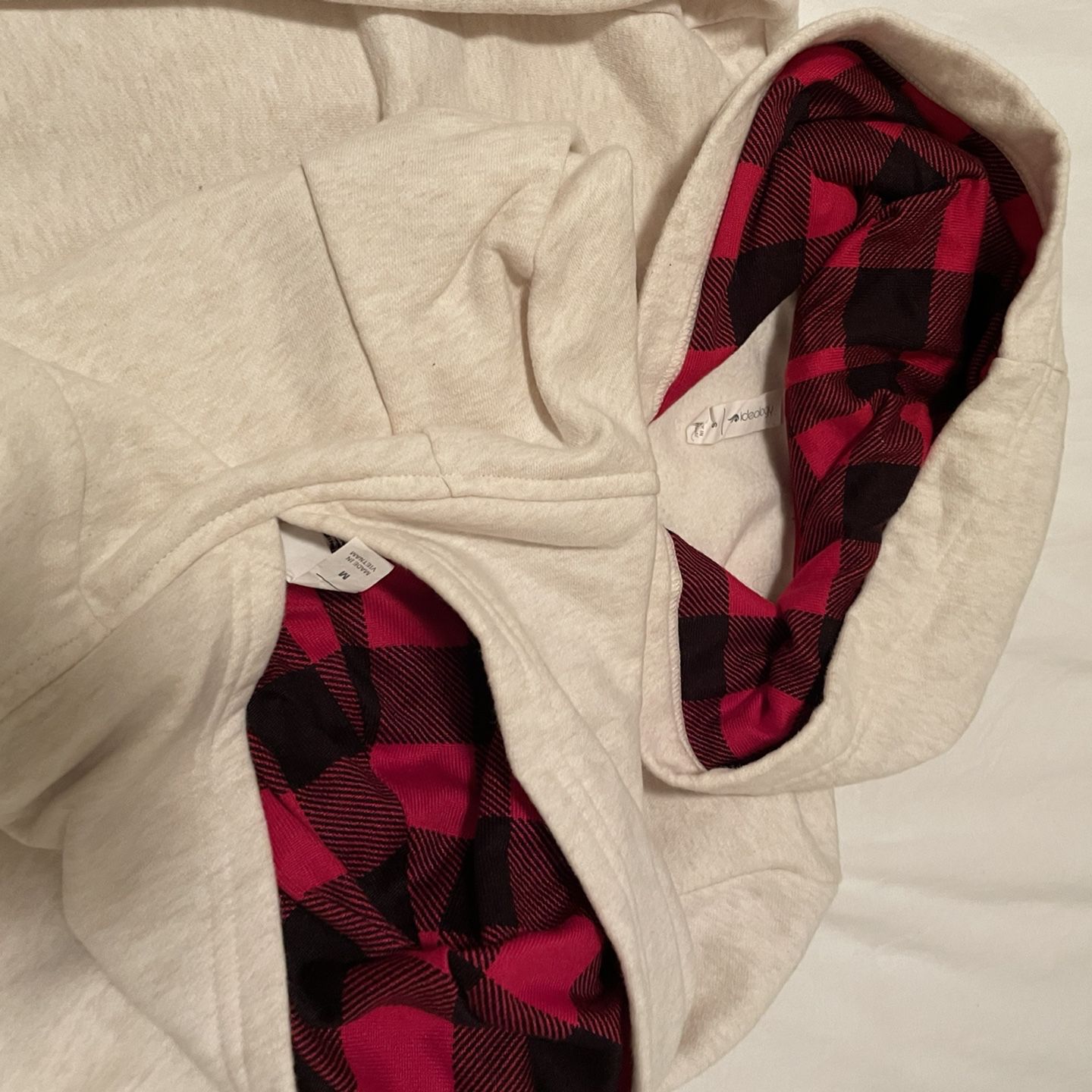 Chanel Dog Hoodie for Sale in Independence, MO - OfferUp