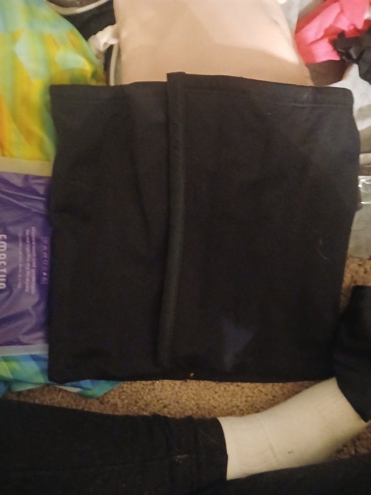 Black waist trainer