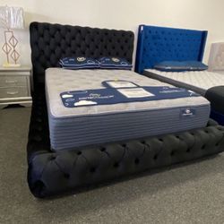 Queen Black Velvet Tufted Platform Bed Frame