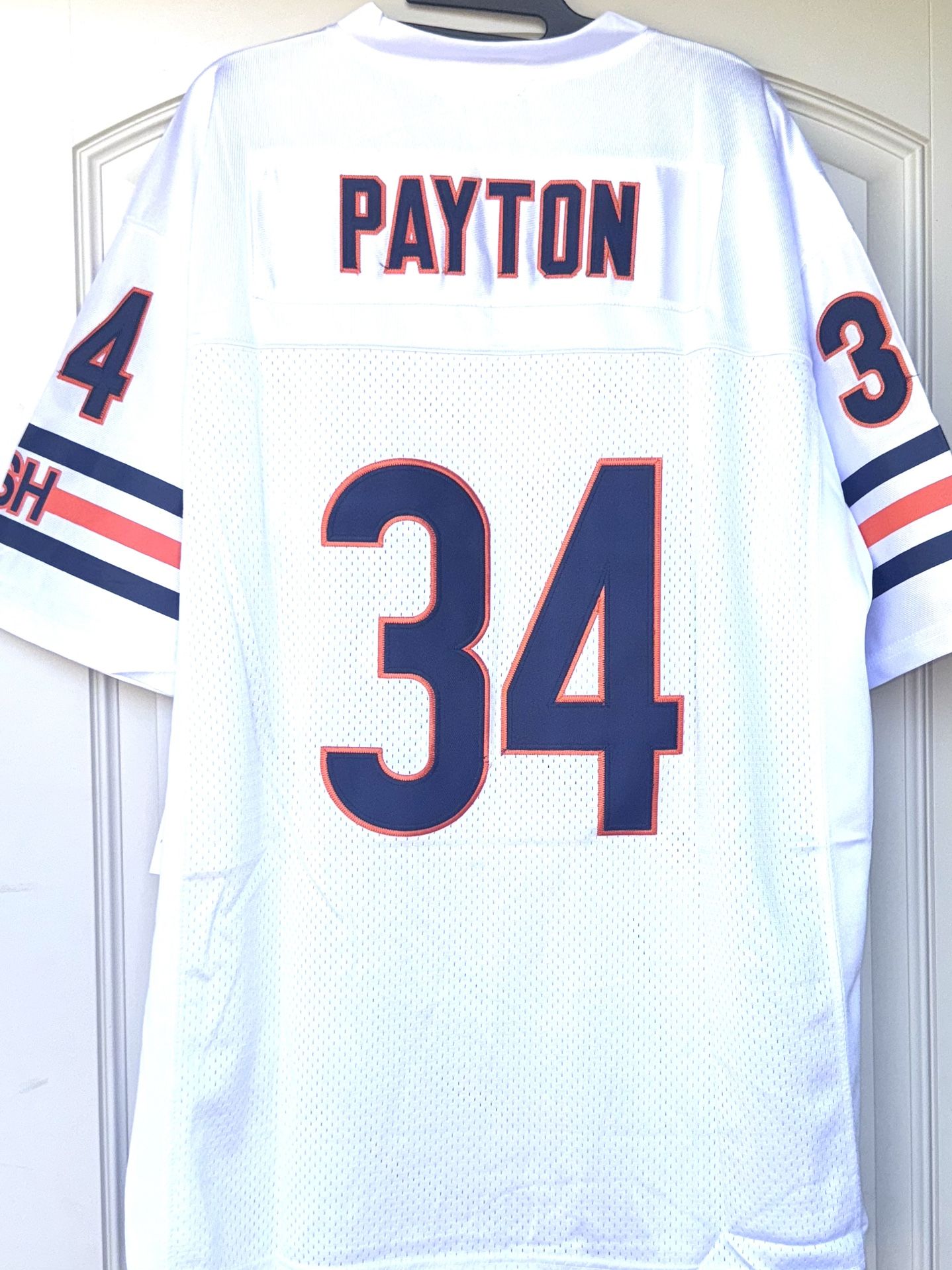 LARGE - BEARS #34 WALTER PAYTON JERSEY