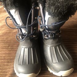 Snow Boots. Size. 1. 1/2. Kids