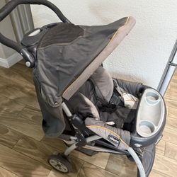 Chicco Stroller – Great Condition - Lies Flat!