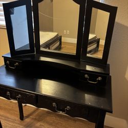 Makeup Vanity 