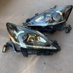2011 Lexus IS250 Headlights