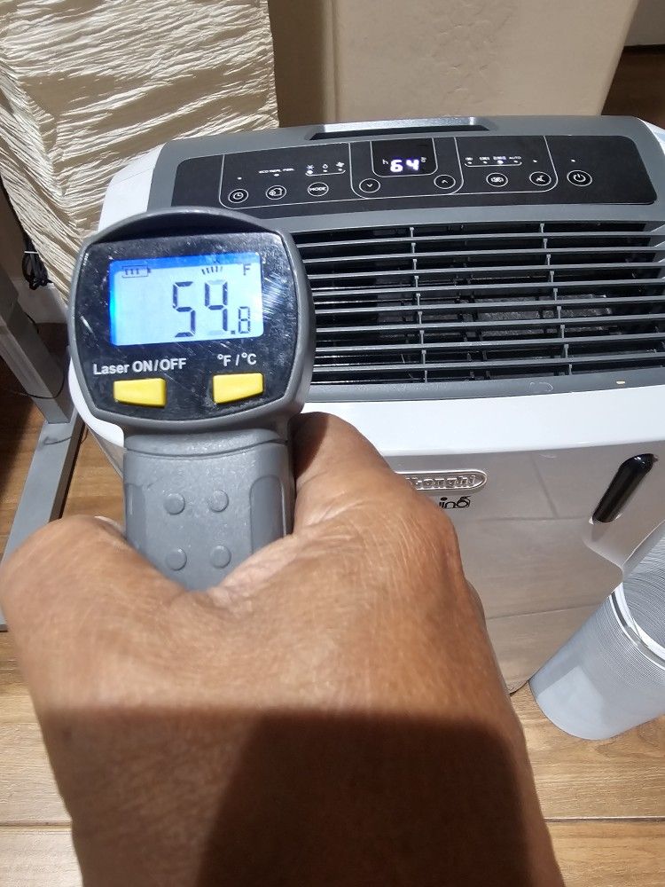 Portable air conditioner cools down 500sqft