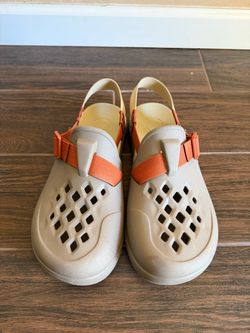 Chacos Clogs