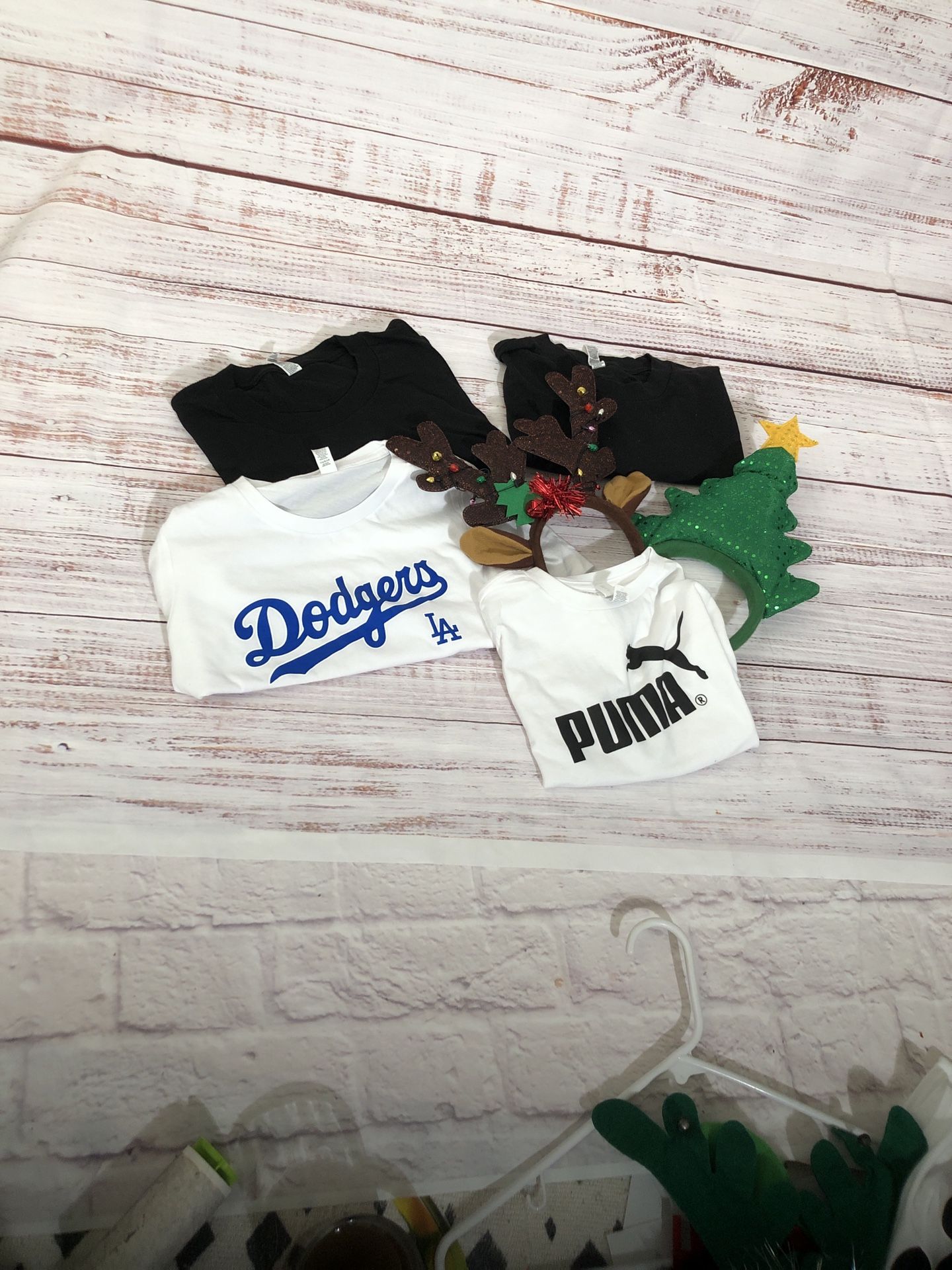 Kids Holiday Bundle 4 Shirts And 2 Holiday Headbands Unisex 