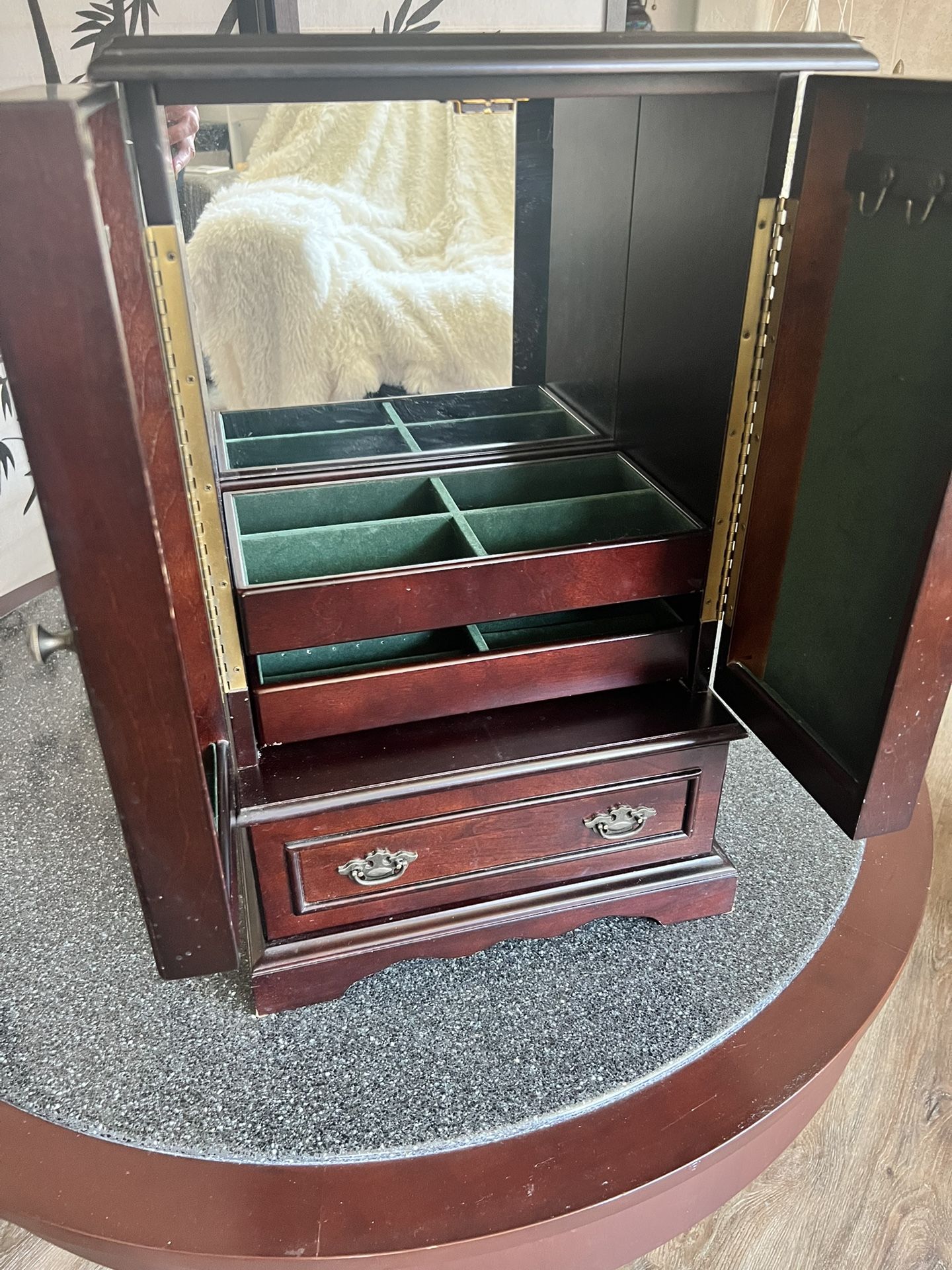 Bombay Company Jewelry Armoire 22”