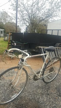 Track bicycle