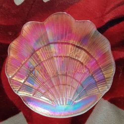 Shell Shaped Jewelry Dish Holder, Says, "Let's Be Mermaids" Engraved Inside