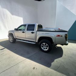 Chevrolet Colorado Z71 Extended Cab Pickup Truck