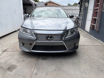 2014 Lexus ES 300h