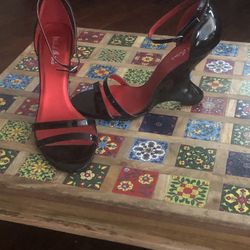 Michael Antonia Size 8 