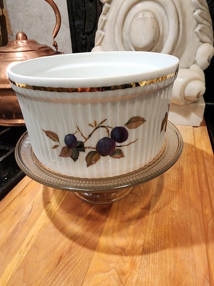 Royal Worcester Souffle Dish