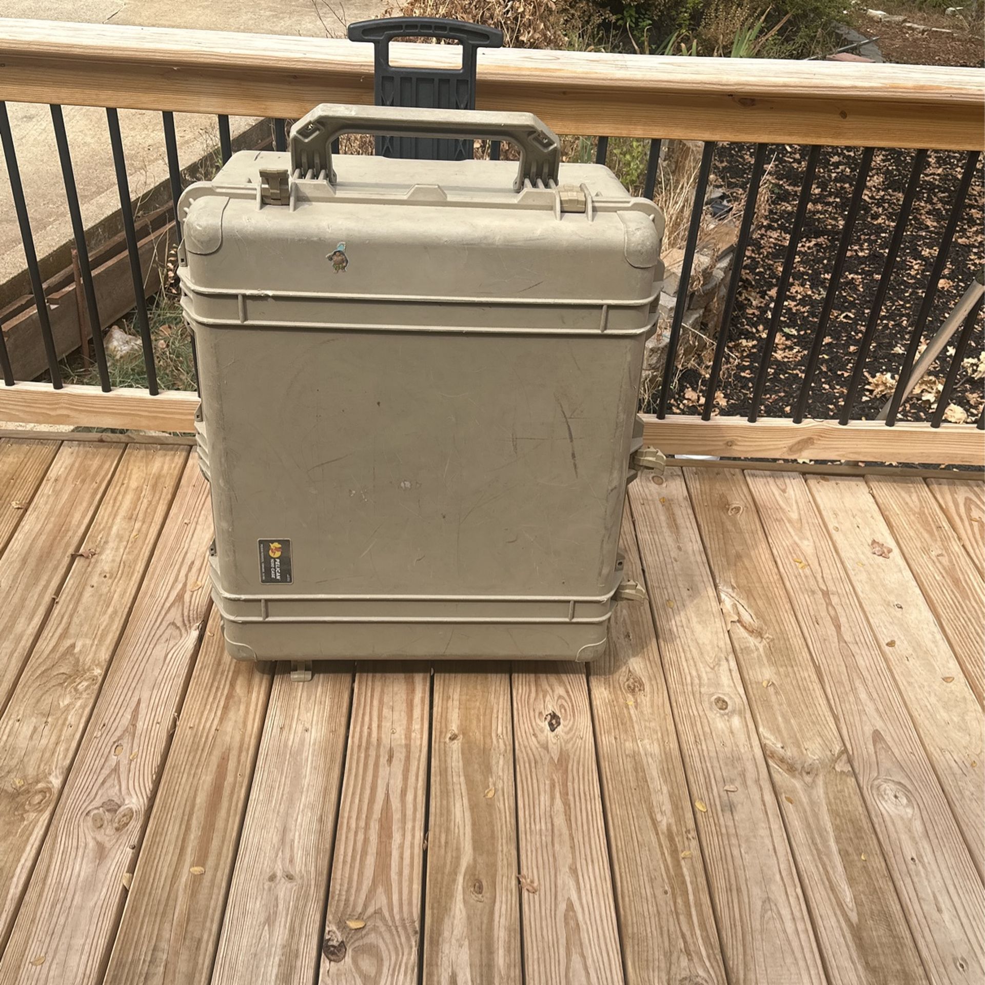 Pelican, waterproof 1690 case