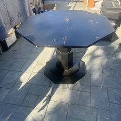 Black Wood Round Table