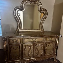 Dresser And Night Stands Bedroom Set