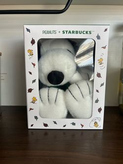 Starbucks Snoopy collab plushie