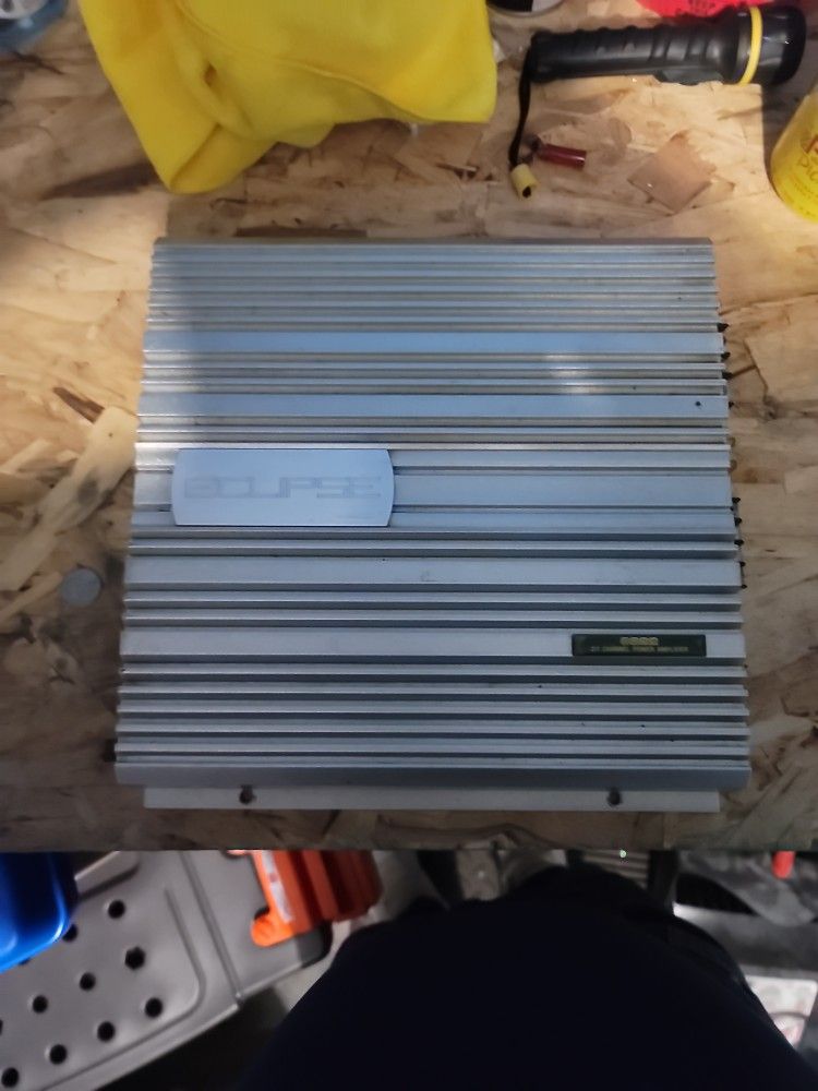 Eclipse 3322 2/1 Channel Power Amplifier