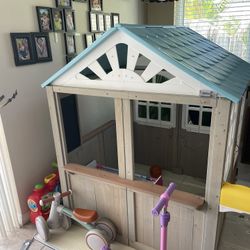 Childrens Playhouse 