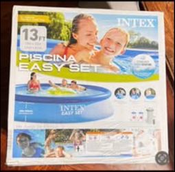 Intex 13ft Inflatable Swimming Pool Set
