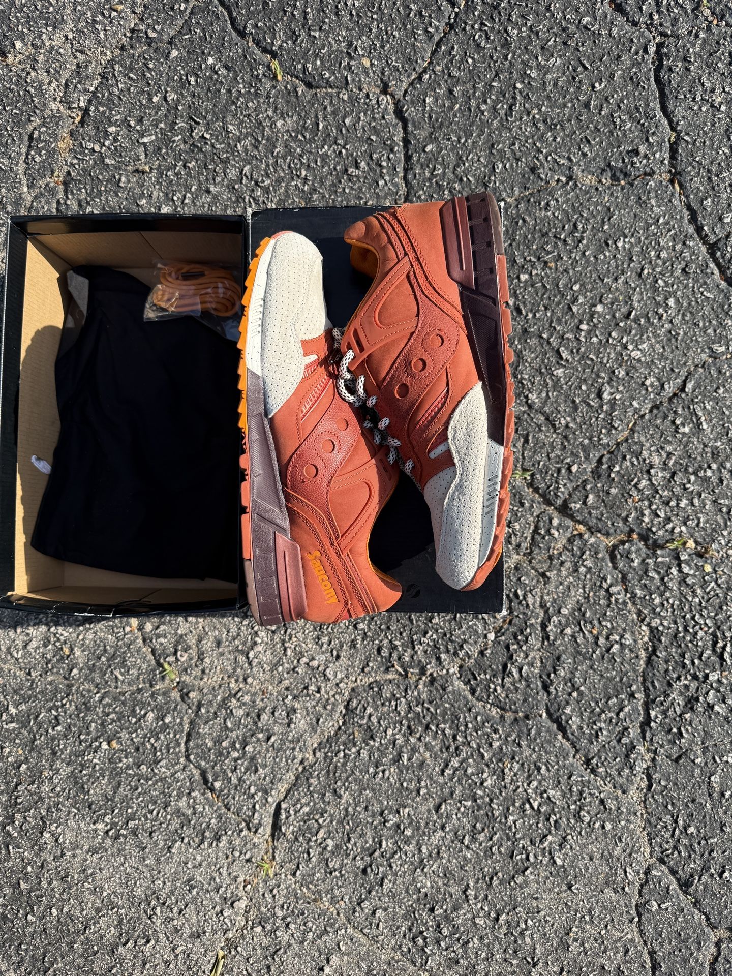 2016 Saucony Grid SD 'Pumpkin Spice' / size 11 / $300 / * rare find *