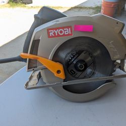 Ryobi Circular Saw 