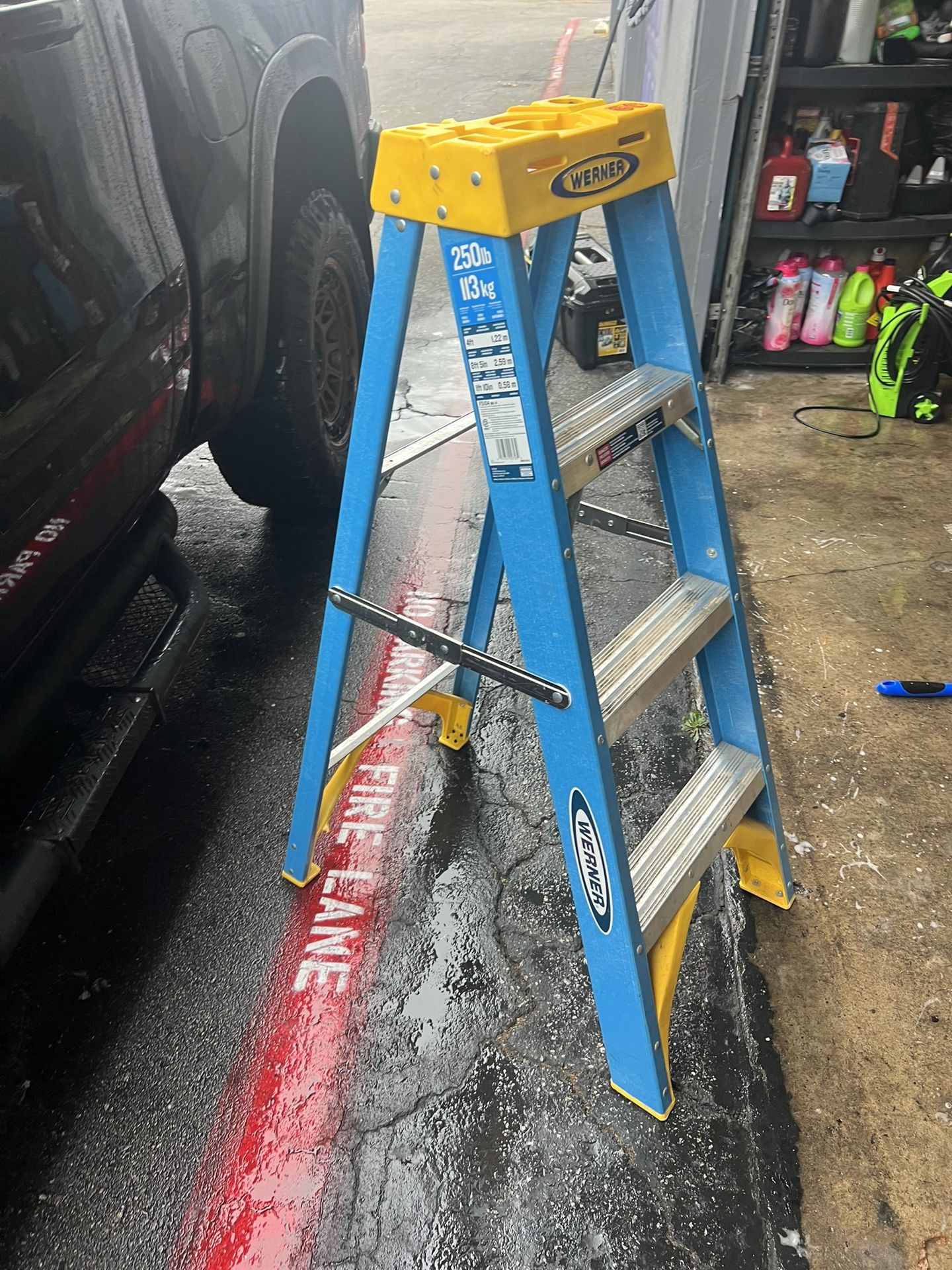4 Feet Small Ladder