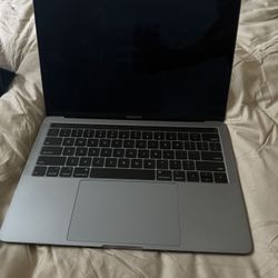 MacBook Pro 128gb i5