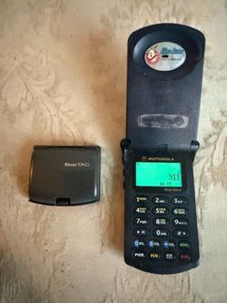 Vintage Motorola StarTAC Flip Phone Complete Bundle - Powers On!