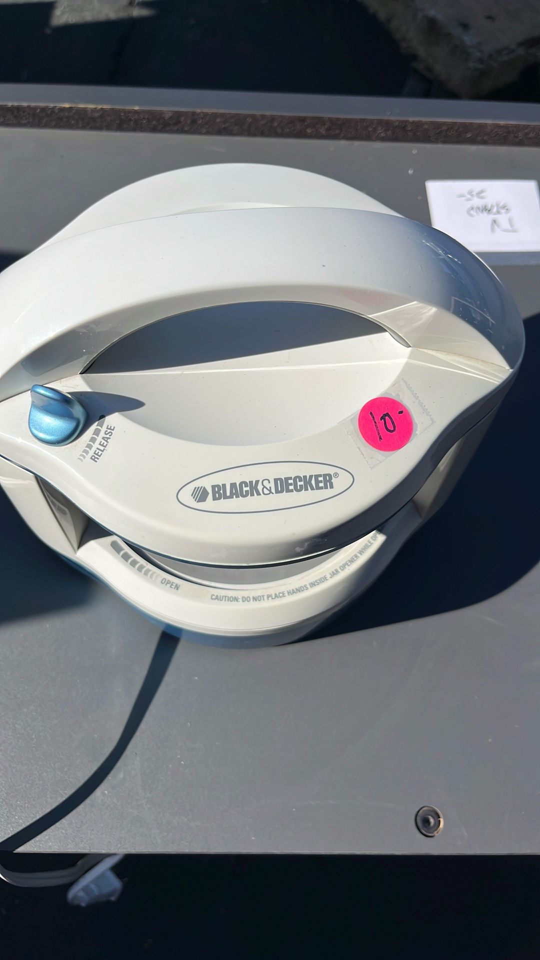 Automatic jar opener