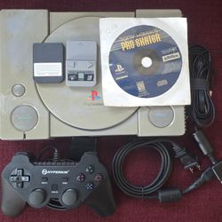 Sony Playstation (PS1), controller, 2 memory cards, Tony Hawk game
