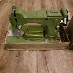Sewing Machine Remington