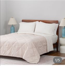 Berkshire  Herringbone Microfiber Dawn Comforter