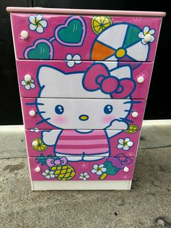 Hello Kitty dresser