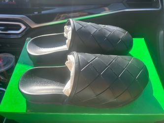 Bottega Veneta Leather Slides Size 39