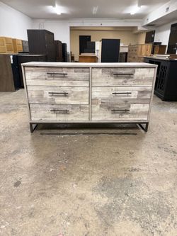 Light Gray 6 Drawer Dresser