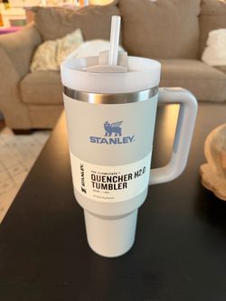 Stanley Quencher H2.0 FlowState Tumbler 40oz