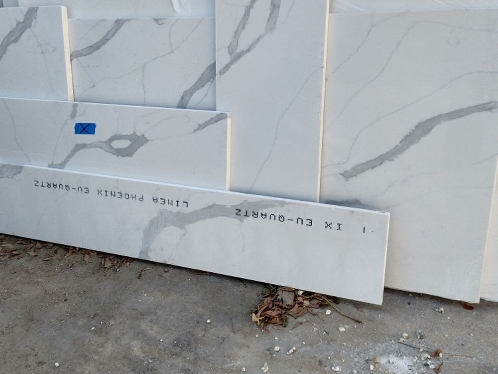 Quartz. Slabs