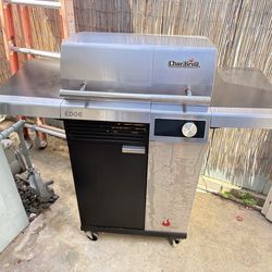 Charbroil Edge Electric Grill