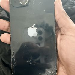 Iphone 14 crakes but still works fine
