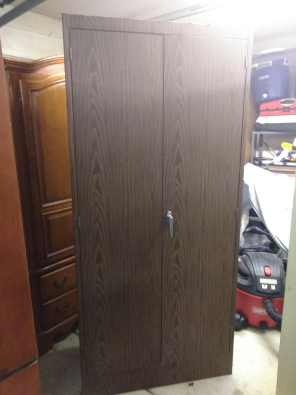 Metal storage cabinet with keys for Sale in Albuquerque ...