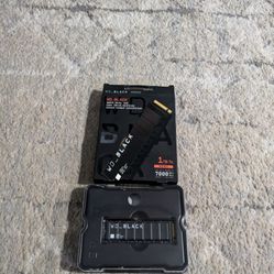 WD Black SN850 1 TB Gen 4 NVMe SSD with Heatsink 