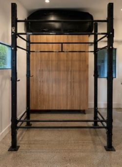 Rogue Fitness Monster Lite rig