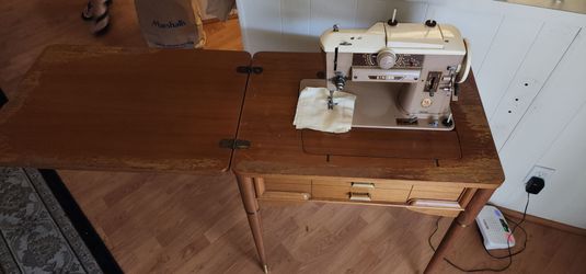 Singer 401 vintage  sewing machine setup