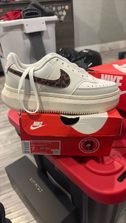 Nike platform