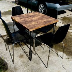 Mcm style table and chairs