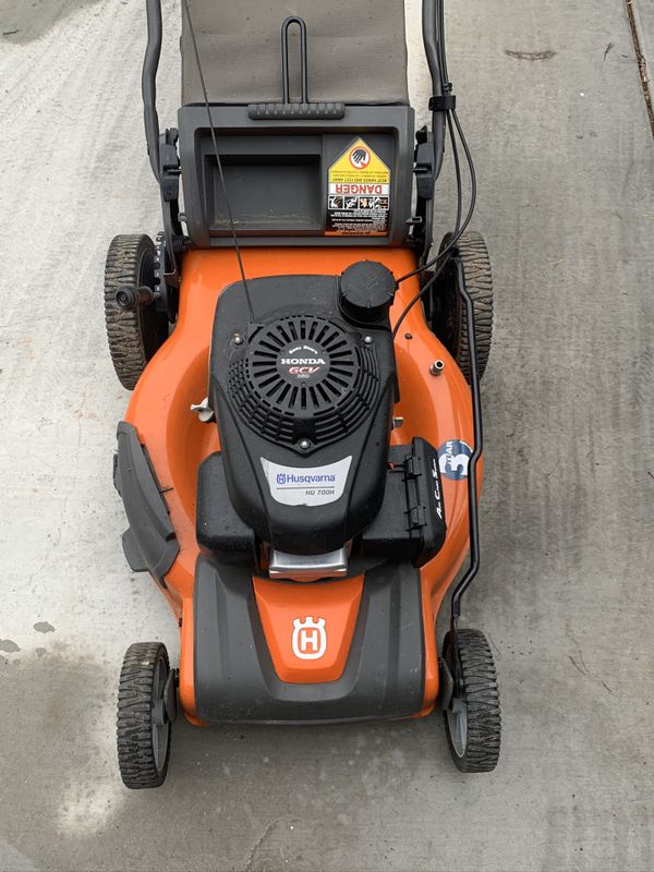 Lawn Mower Husqavarna HU700H (Honda Motor) AutoWalk for Sale in
